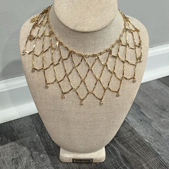 ANTHROPOLOGIE NWT Webbed Choker Necklace GOLD - Picture 3 of 5